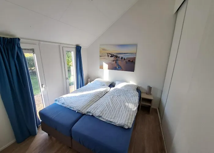 Holland Beachhouse, Modern Eingerichtet, In Schoener Lage Am Veluwemeer, Inklusive Garten, Terrasse Am Wasser, Parkplatz Und Wlan Chalet Hulshorst