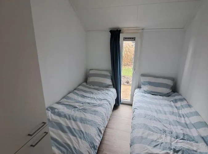 Holland Beachhouse, Modern Eingerichtet, In Schoener Lage Am Veluwemeer, Inklusive Garten, Terrasse Am Wasser, Parkplatz Und Wlan Hulshorst