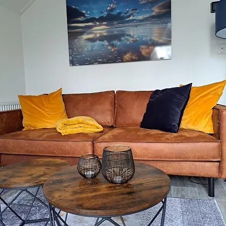 Holland Beachhouse, Modern Eingerichtet, In Schoener Lage Am Veluwemeer, Inklusive Garten, Terrasse Am Wasser, Parkplatz Und Wlan