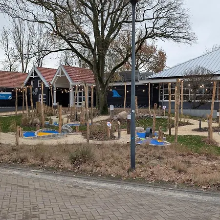 Holland Beachhouse, Modern Eingerichtet, In Schoener Lage Am Veluwemeer, Inklusive Garten, Terrasse Am Wasser, Parkplatz Und Wlan *