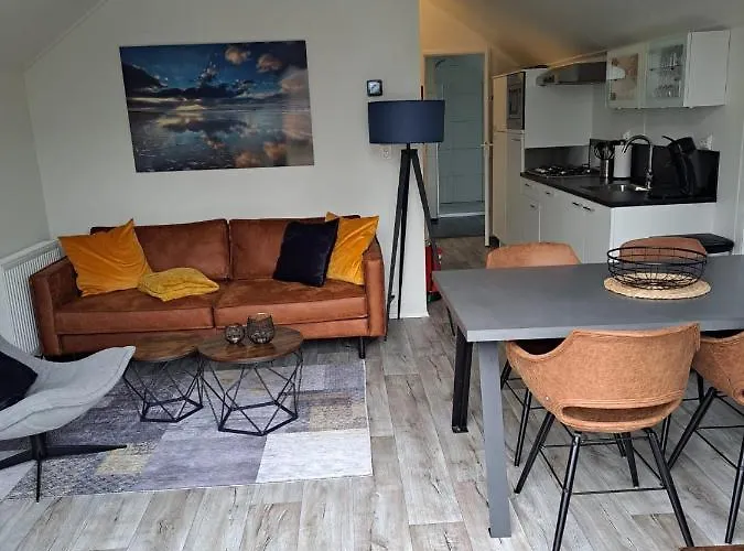 Holland Beachhouse, Modern Eingerichtet, In Schoener Lage Am Veluwemeer, Inklusive Garten, Terrasse Am Wasser, Parkplatz Und Wlan Hulshorst