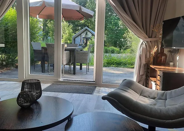 Holland Beachhouse, Modern Eingerichtet, In Schoener Lage Am Veluwemeer, Inklusive Garten, Terrasse Am Wasser, Parkplatz Und Wlan * Hulshorst